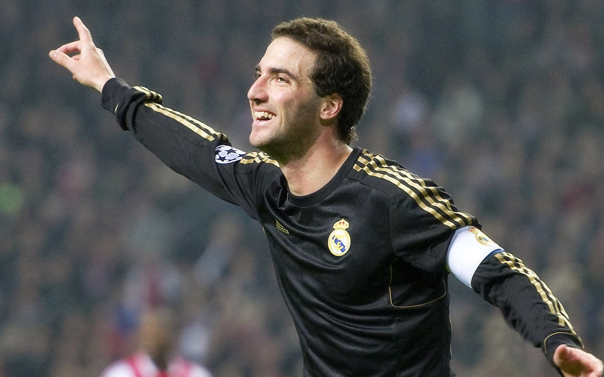 《ApexLegends》“极夜风暴”地图全新登场,战术无限升级!